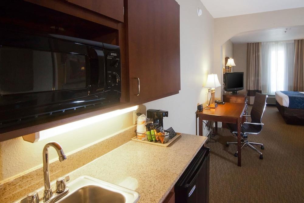 Comfort Suites Waco Near University Area Exteriör bild