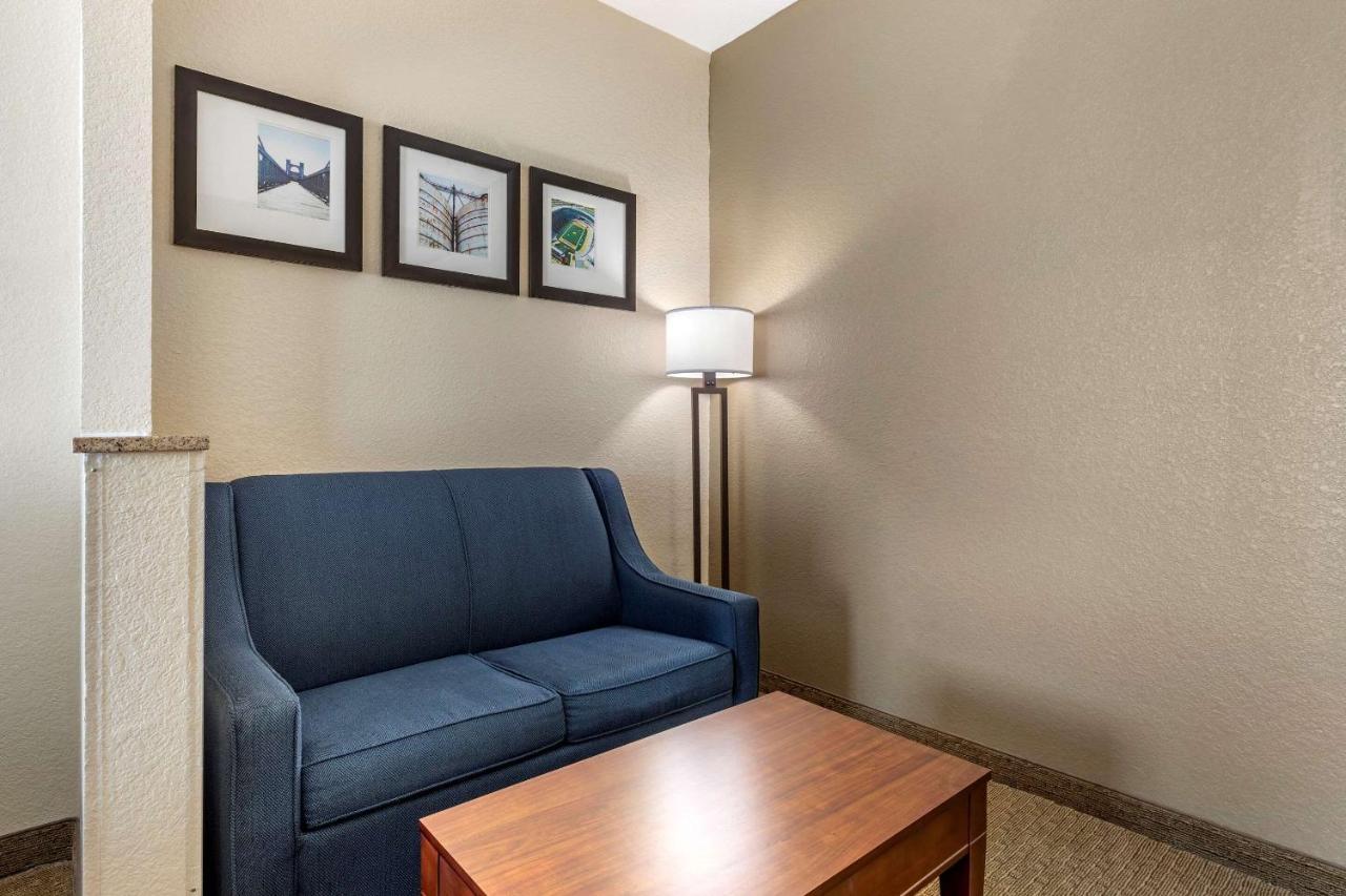 Comfort Suites Waco Near University Area Exteriör bild