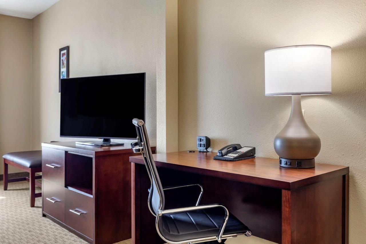 Comfort Suites Waco Near University Area Exteriör bild