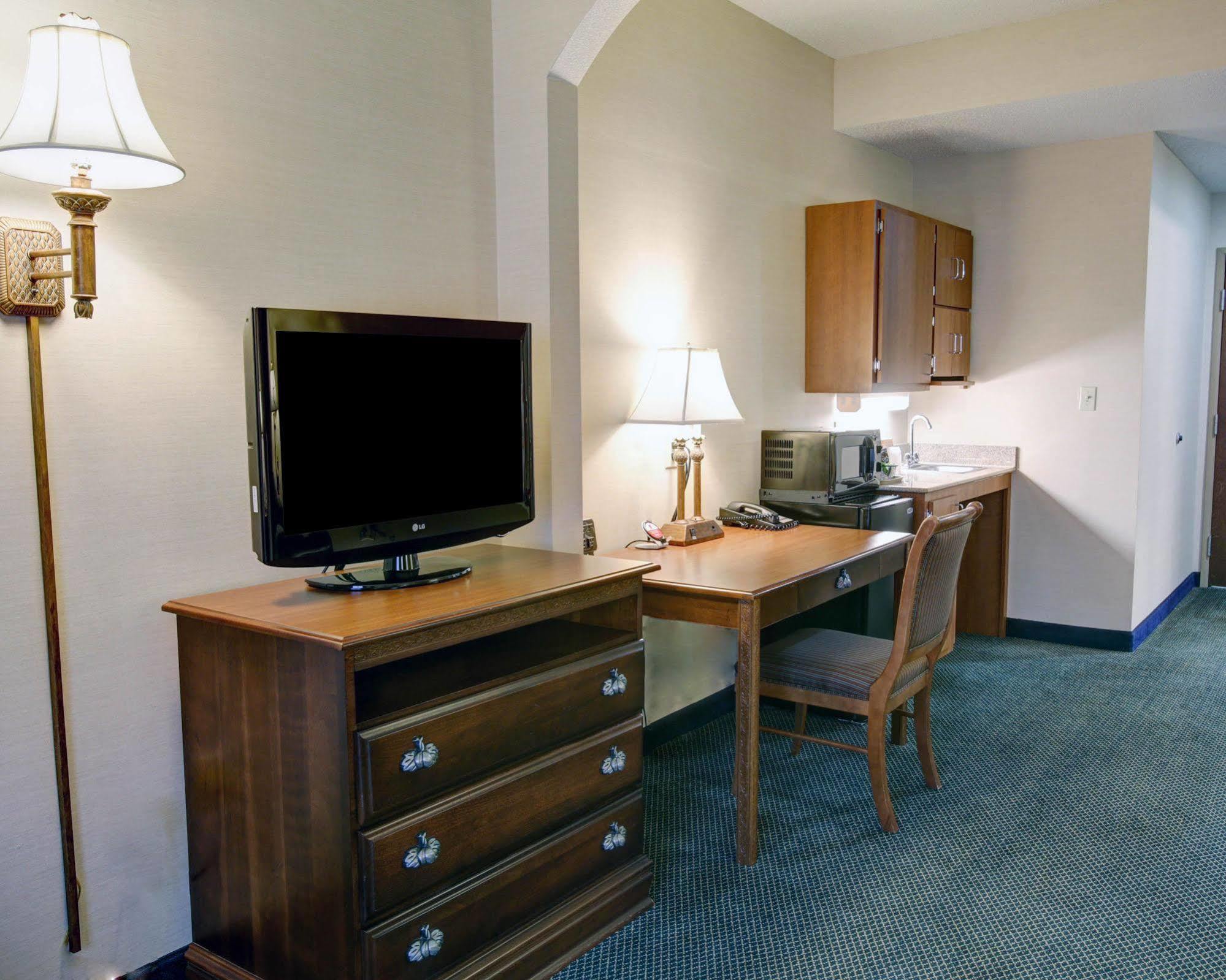 Comfort Suites Waco Near University Area Exteriör bild